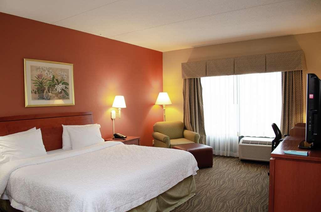 Hampton Inn&Suites Augusta West Zimmer foto