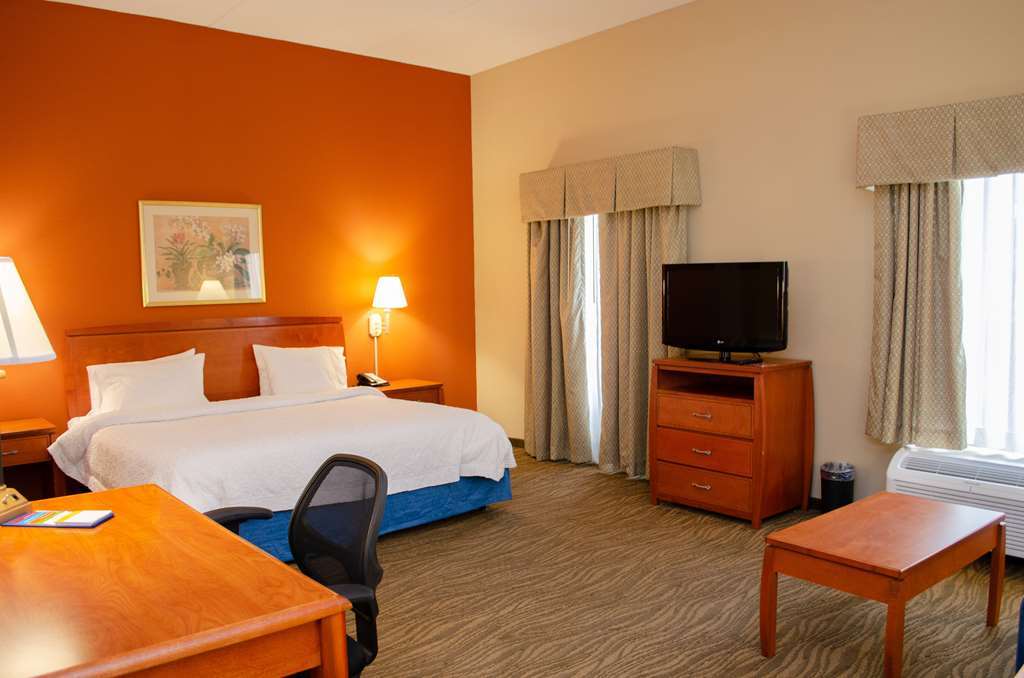 Hampton Inn&Suites Augusta West Zimmer foto